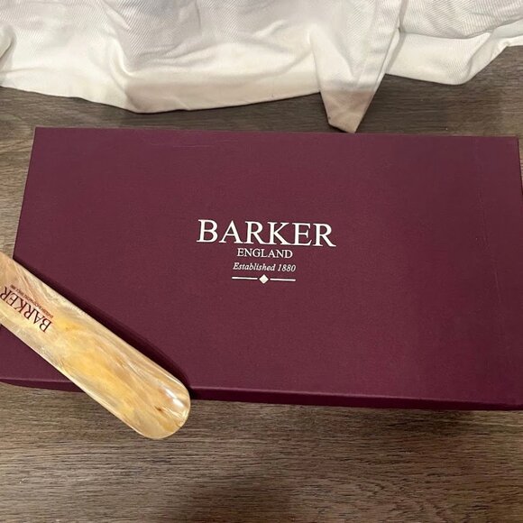 Beautiful genuine leather women's Oxford shoes handmade in England - Picture 7 of 9